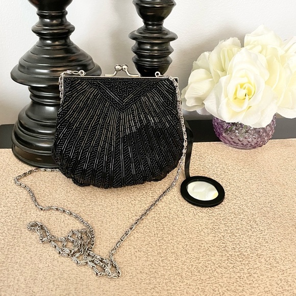 Sequin Beaded Convertible Crossbody Evening Clutch Purse - Picture 3 of 12